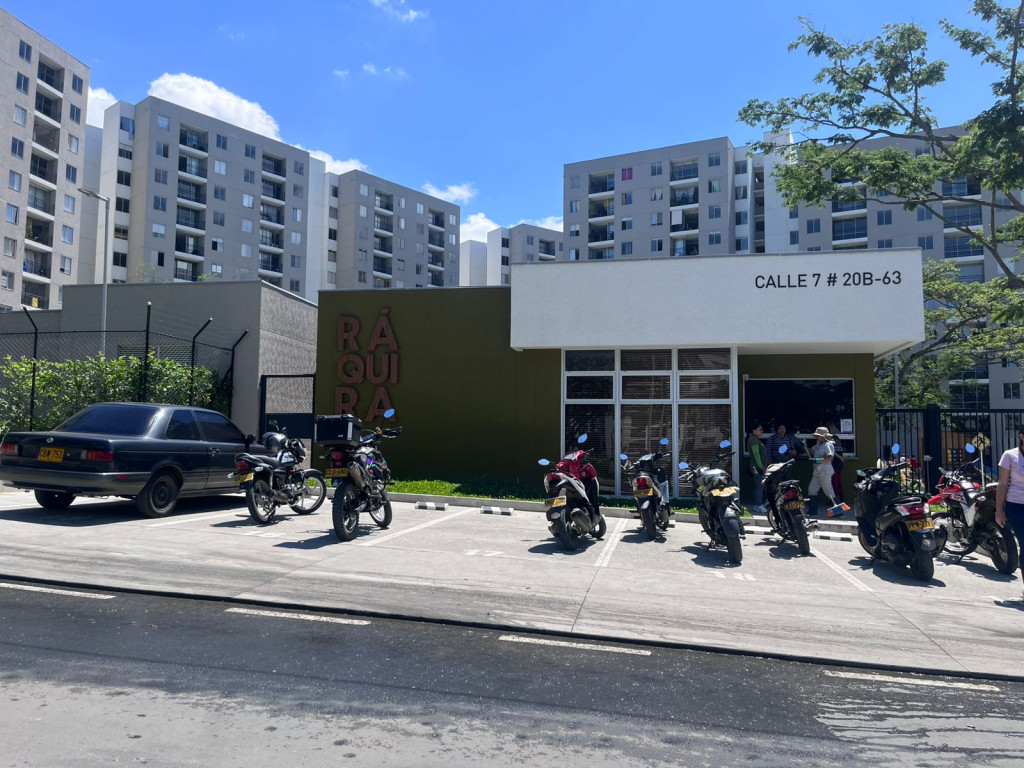 APARTAMENTO en VENTA - Ciudad Guabinas, Yumbo