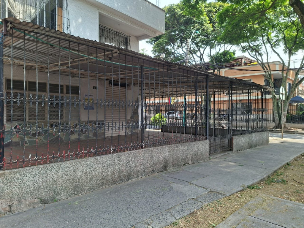 LOCAL en ARRIENDO - La Esmeralda, Cali