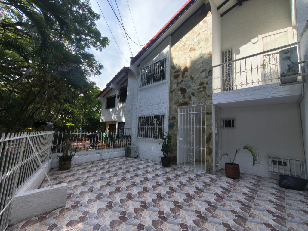 CASA en ARRIENDO - Capri, Cali
