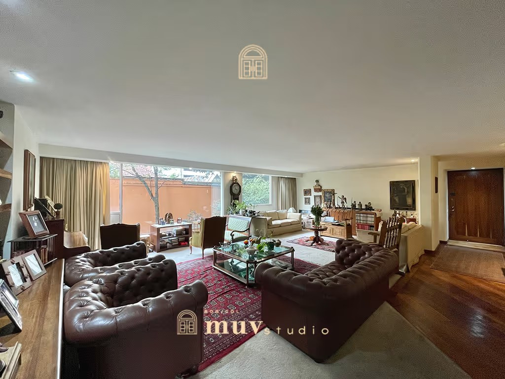 Apartamento en venta en Rosales, Bogotá