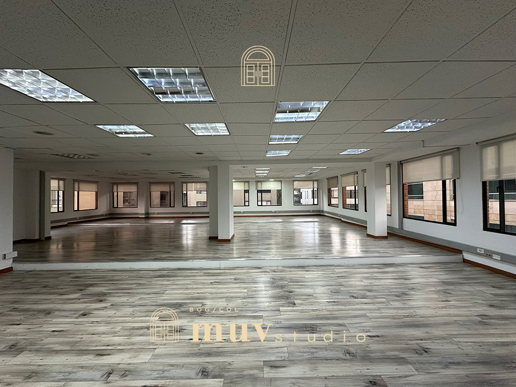 Oficina en arriendo en El Chico, Bogotá