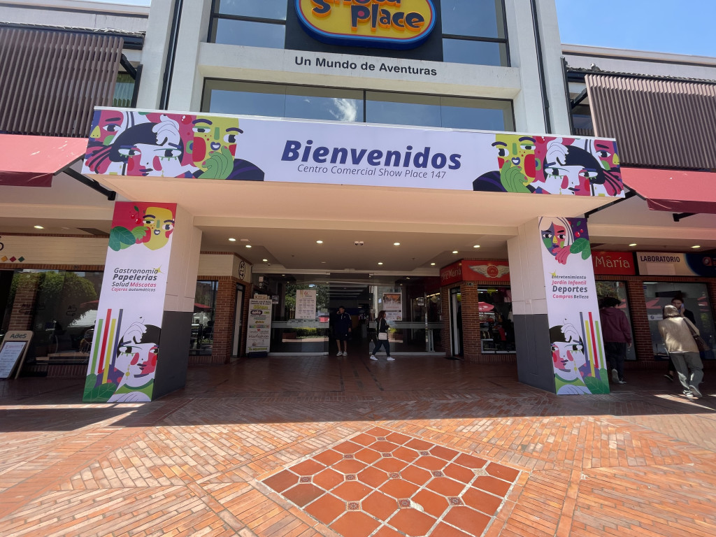 Centro Comercial Show Place