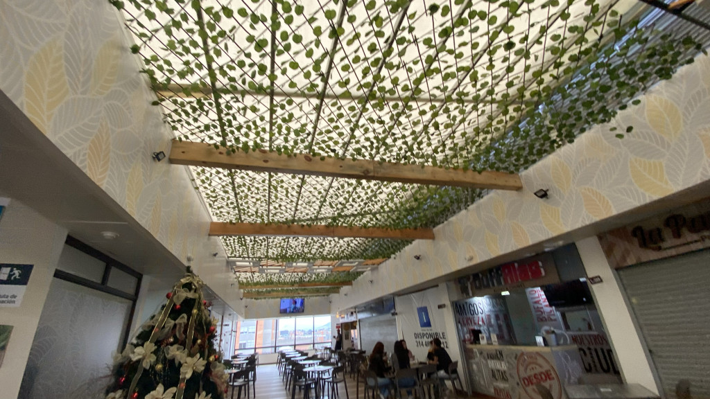 Centro Comercial Ronda del Rio 4
