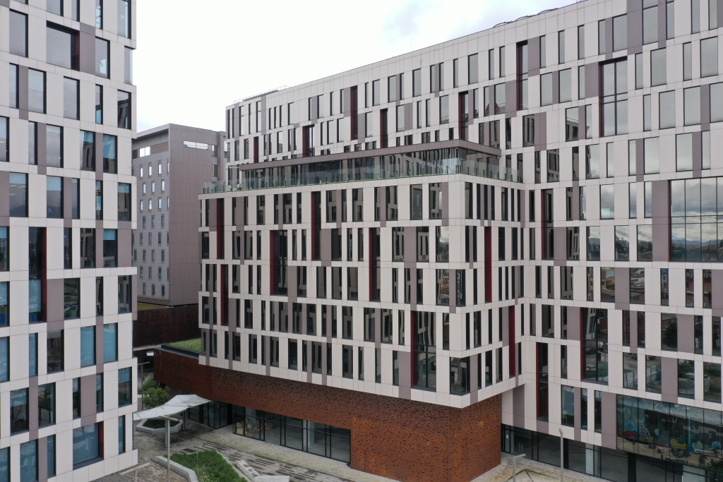 Edificio Central Point 12