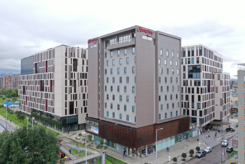 Edificio Central Point 16