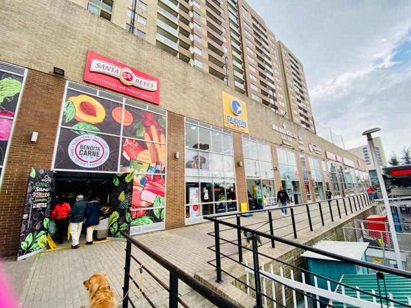 Local En Arriendo - Pontevedra, Bogotá