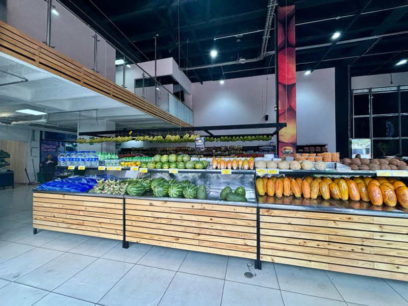 Local En Arriendo - Pontevedra, Bogotá