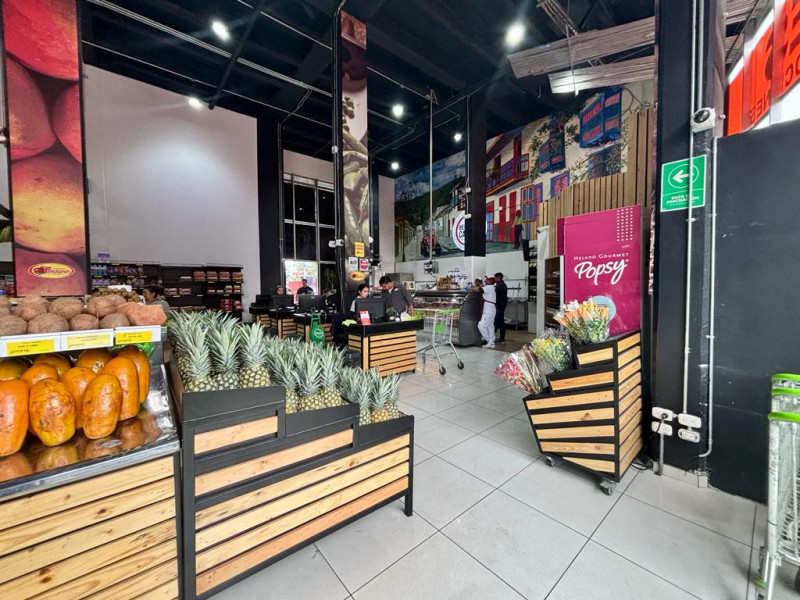 Local En Arriendo - Pontevedra, Bogotá