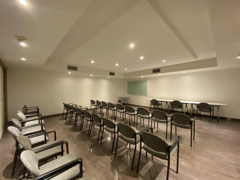 Oficina En Venta - Chicó, Bogotá