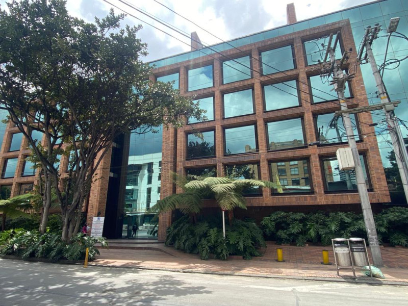 Oficina En Venta - Chicó, Bogotá