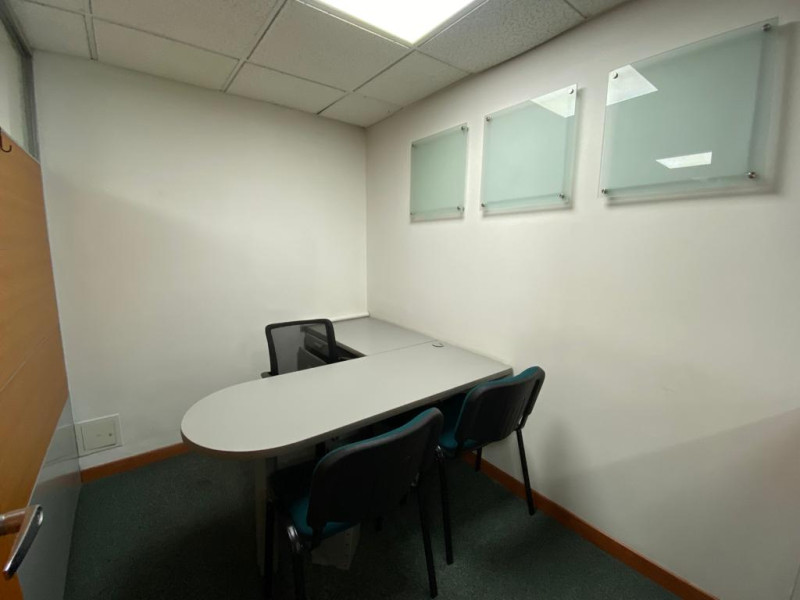 Oficina En Venta - Chicó, Bogotá