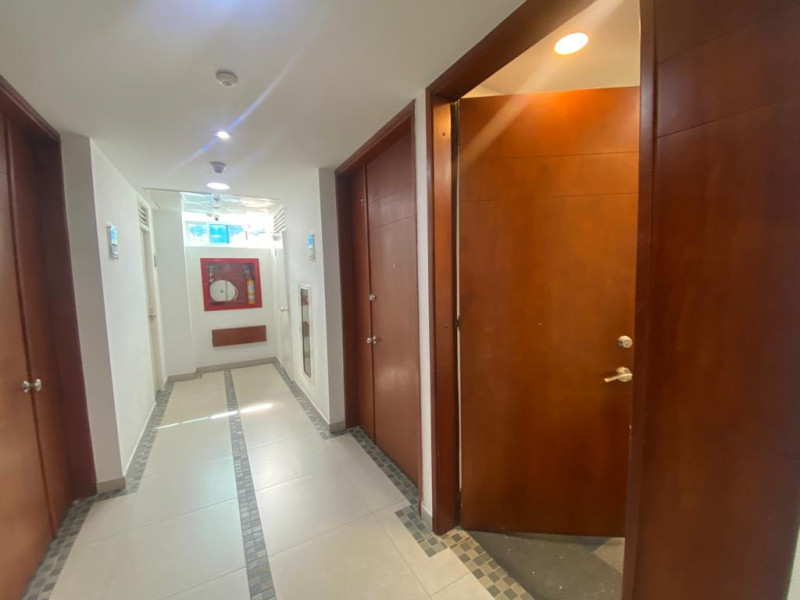 Oficina En Arriendo - Santa Barbara Oriental, Bogotá