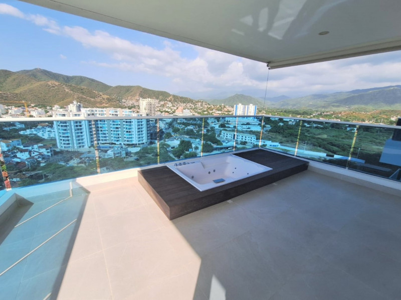 Apartamento En Venta - Playa Salguero, Santa Marta