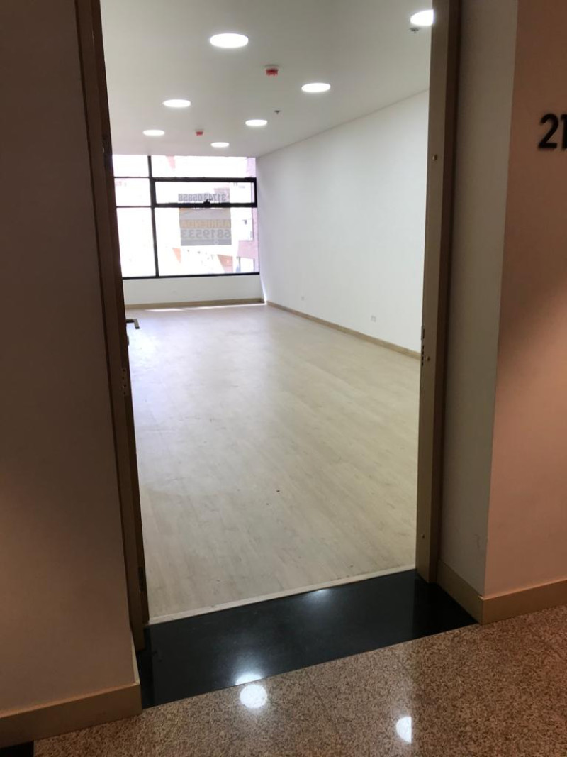Oficina En Venta - Usaquén, Bogotá