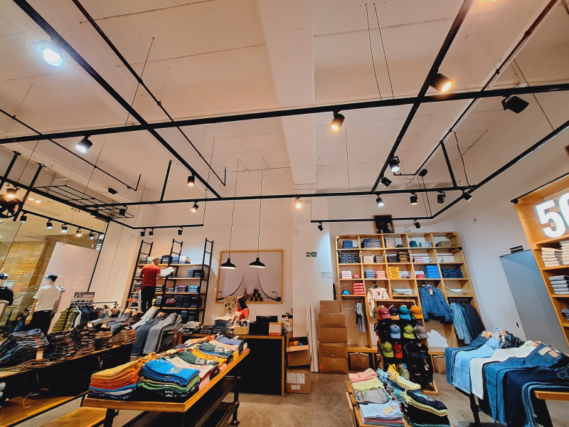 Local En Venta - Hayuelos, Bogotá