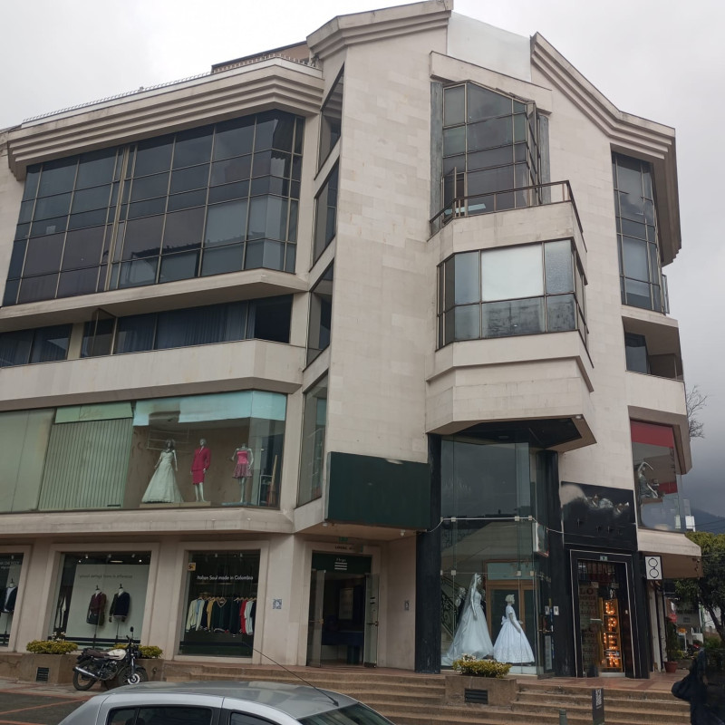 Oficina En Venta - Santa Barbara, Bogotá