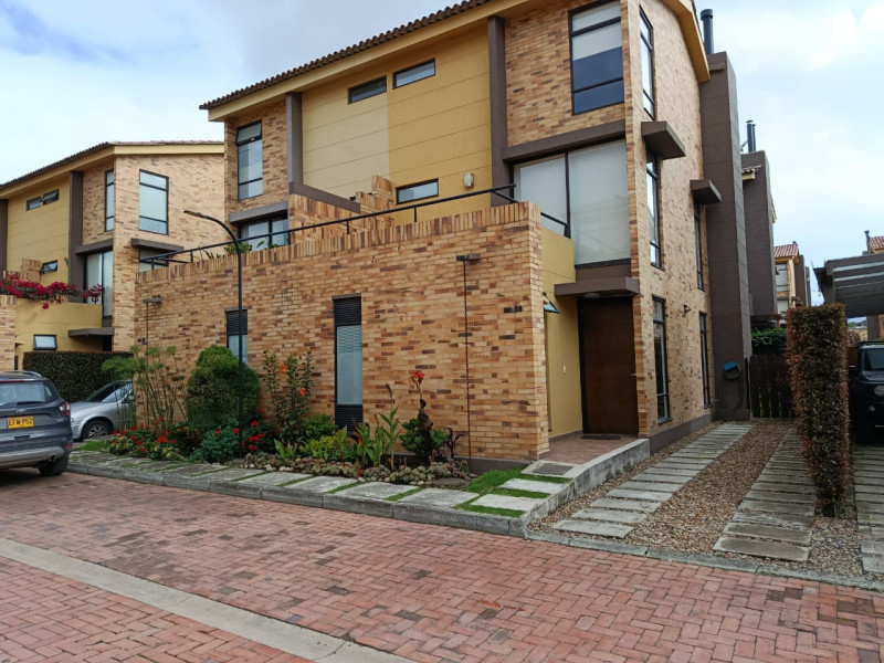 Casa En Venta - Cajica Centro, Cajicá