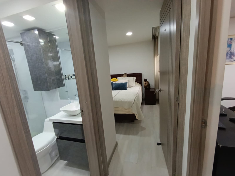 Apartamento En Venta - Castilla La Nueva, Bogotá