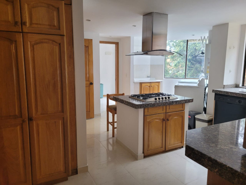 Apartamento En Arriendo - Rosales, Bogotá