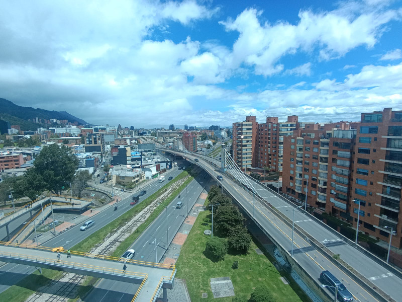 Oficina En Arriendo - Santa Ana Oriental, Bogotá