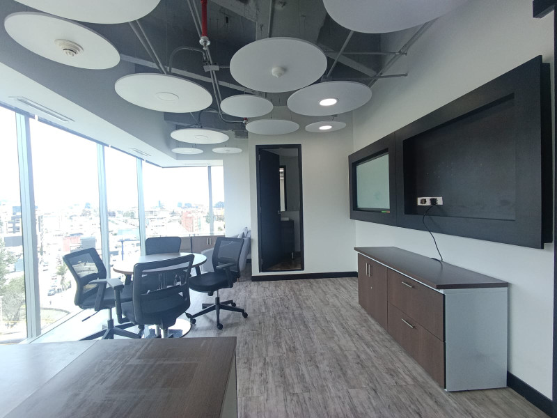 Oficina En Arriendo - Santa Ana Oriental, Bogotá