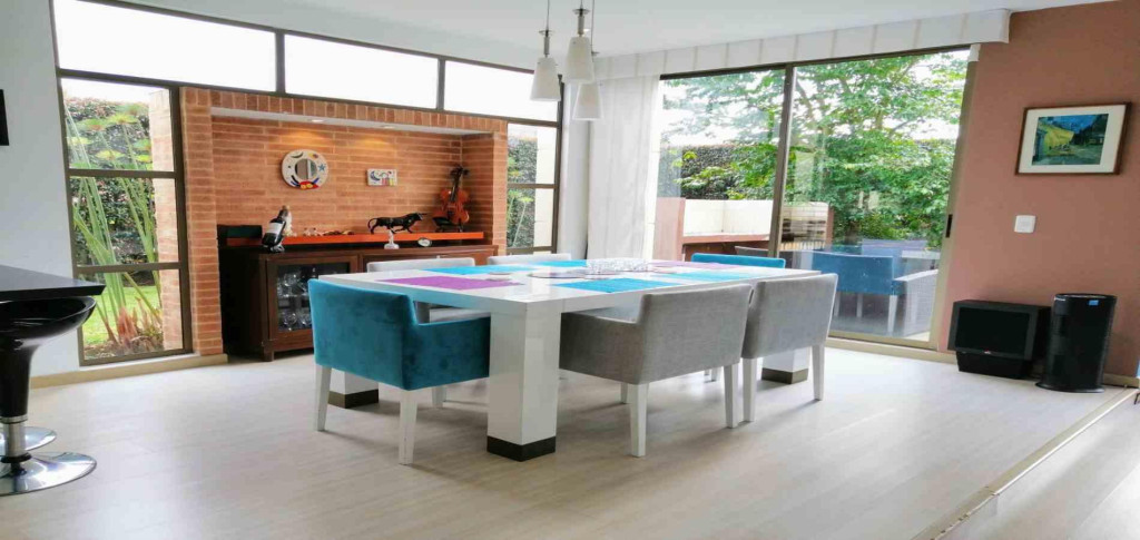 Casa En Venta - Chia Centro, Chia