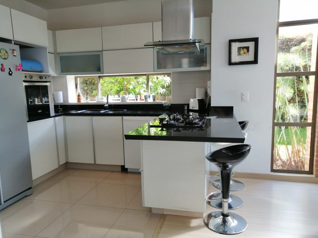 Casa En Venta - Chia Centro, Chia
