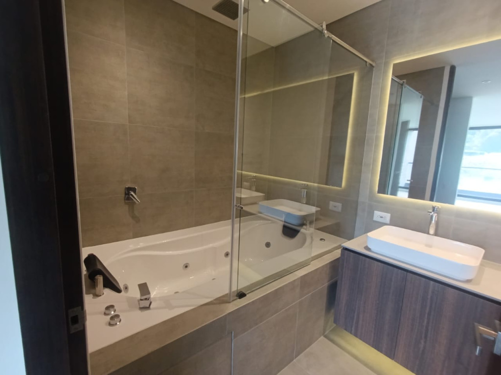 Apartamento En Arriendo - Altos De Suba, Bogotá