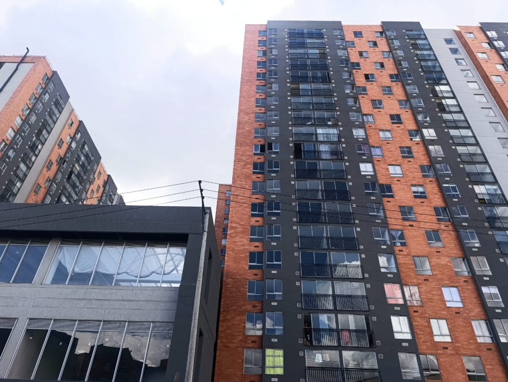 Apartamento En Arriendo - Hayuelos, Bogotá