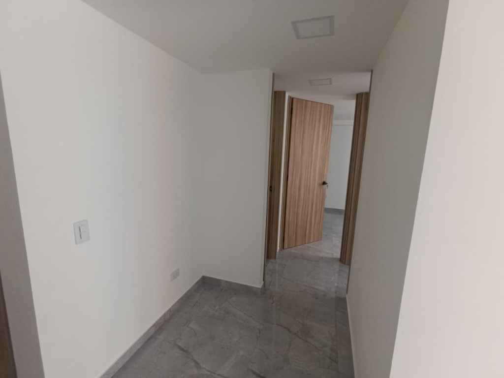 Apartamento En Arriendo - Hayuelos, Bogotá
