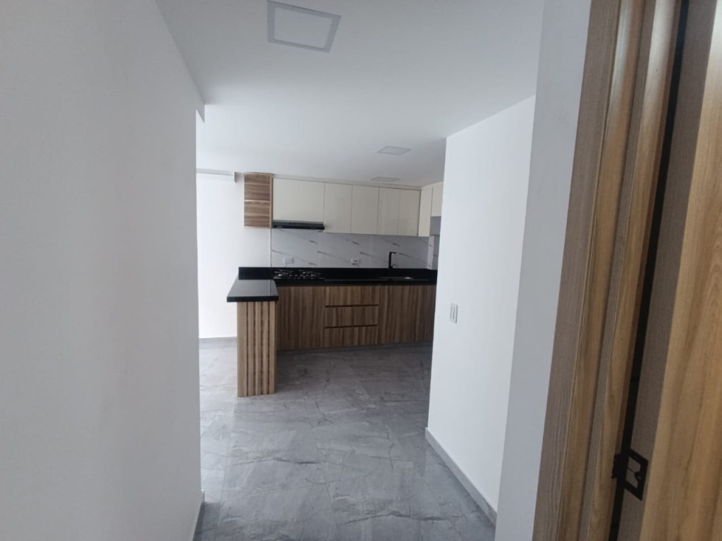 Apartamento En Arriendo - Hayuelos, Bogotá