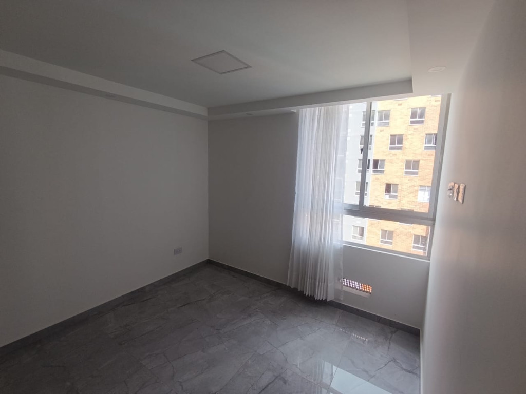 Apartamento En Arriendo - Hayuelos, Bogotá