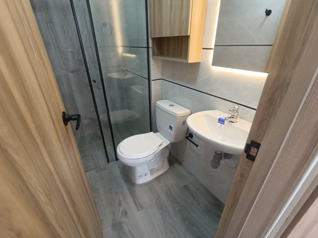 Apartamento En Arriendo - Hayuelos, Bogotá