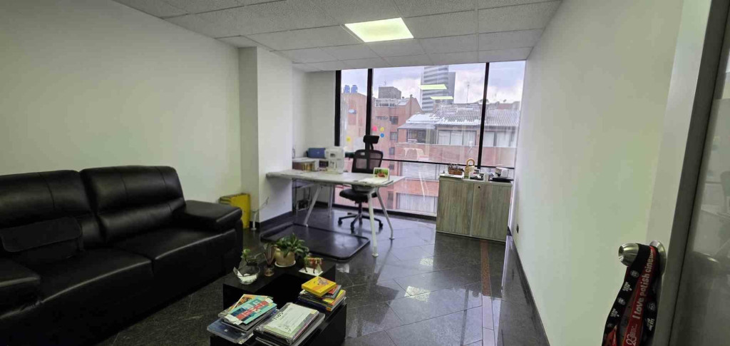 Oficina En Venta - Chicó, Bogotá