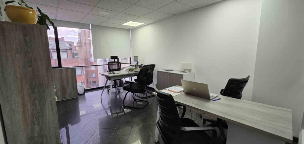 Oficina En Venta - Chicó, Bogotá