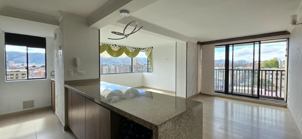 Apartamento En Venta - Britalia Norte, Bogotá