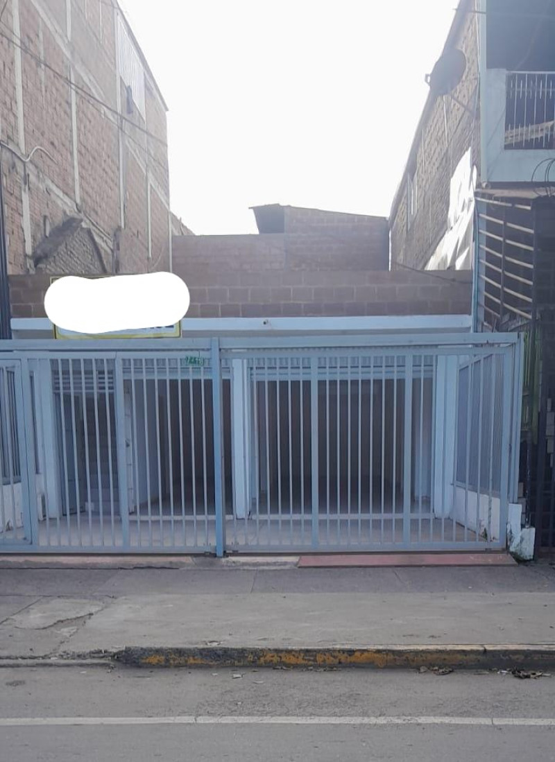 Bodega en venta - Los Pinos