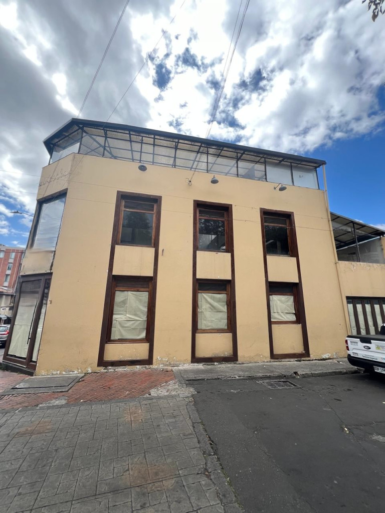 Local en Santa Barbara-Usaquén, Bogotá — foto 2