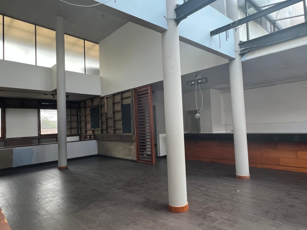Local en Santa Barbara-Usaquén, Bogotá — foto 4