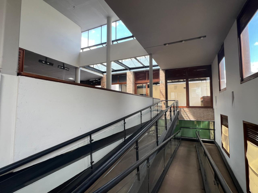 Local en Santa Barbara-Usaquén, Bogotá — foto 6