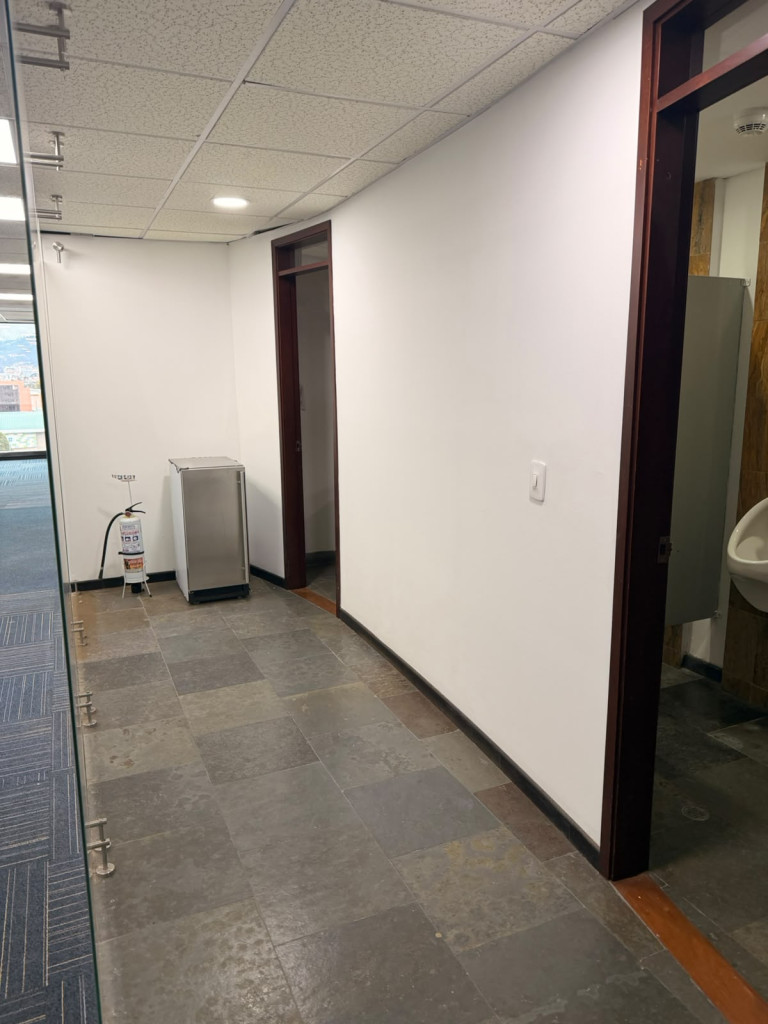 Oficina en Chico Alto, Bogotá — foto 11