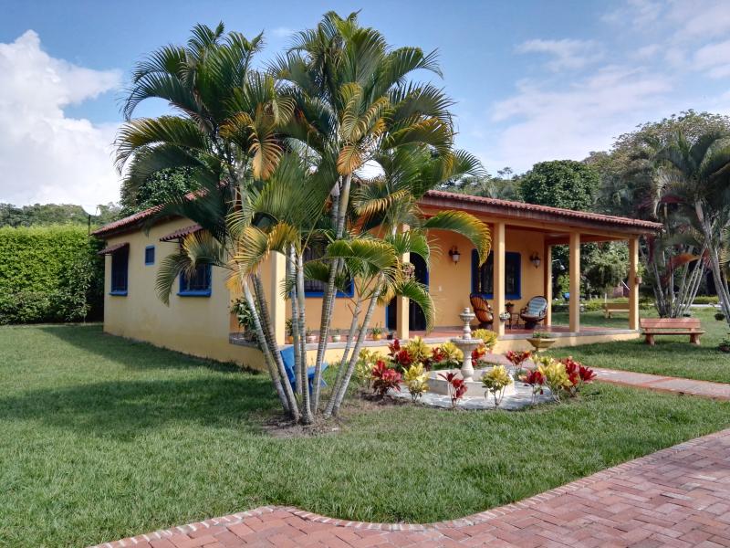 Casa Campestre En Venta - San Francisco De Aparco, Ibagué