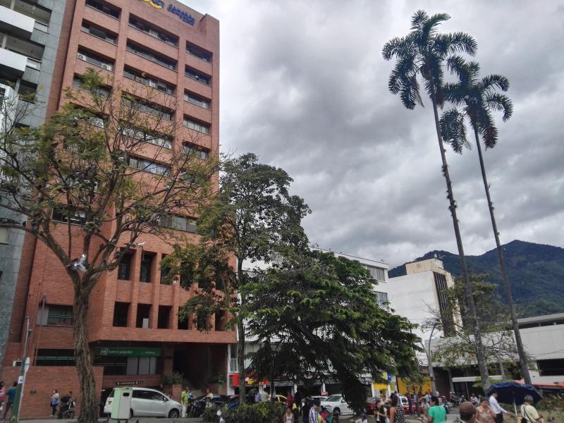 Oficina En Venta - Cámara De Comercio Piso 3, Ibagué