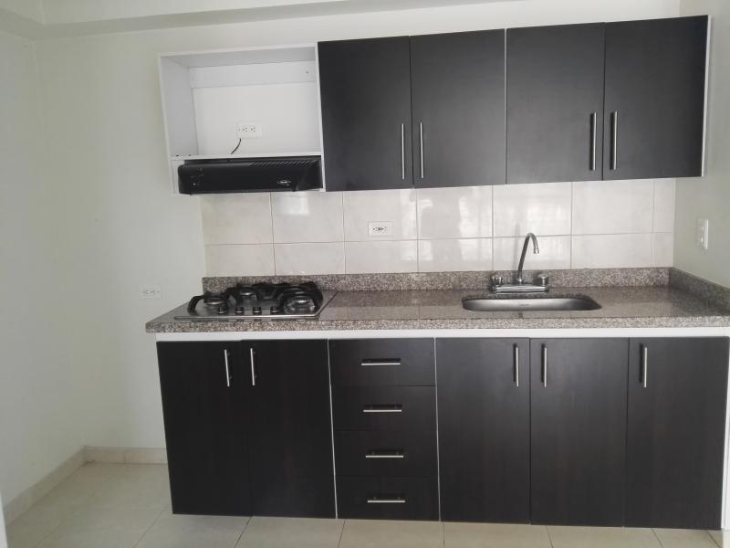 Apartamento En Venta - Conjunto Cerrado Bosques De Fonderella Piso 9, Ibagué