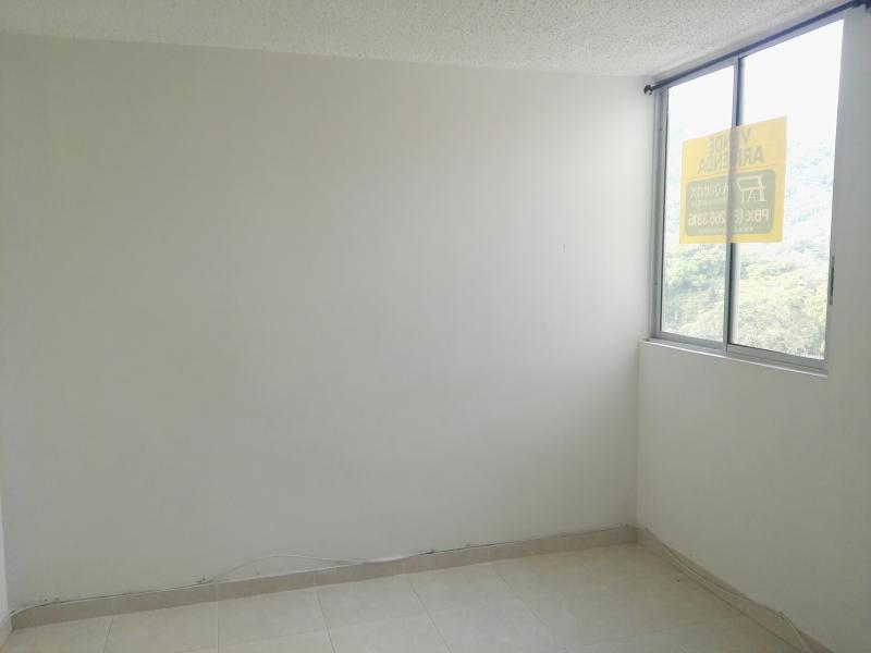 Apartamento En Venta - Conjunto Cerrado Bosques De Fonderella Piso 9, Ibagué