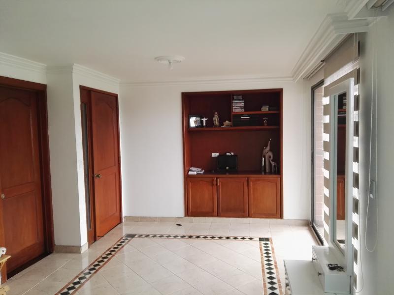 Apartamento En Venta - Edificio La Aurora Piso 5 - La Pola, Ibagué