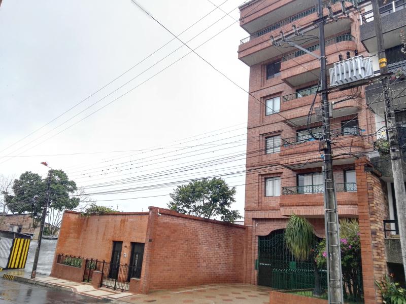 Apartamento En Venta - Edificio La Aurora Piso 5 - La Pola, Ibagué