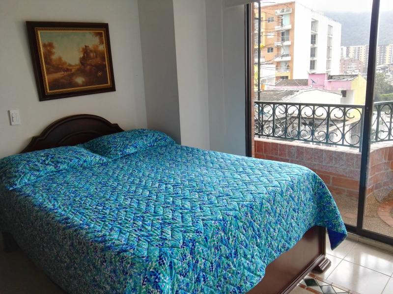 Apartamento En Venta - Edificio La Aurora Piso 5 - La Pola, Ibagué