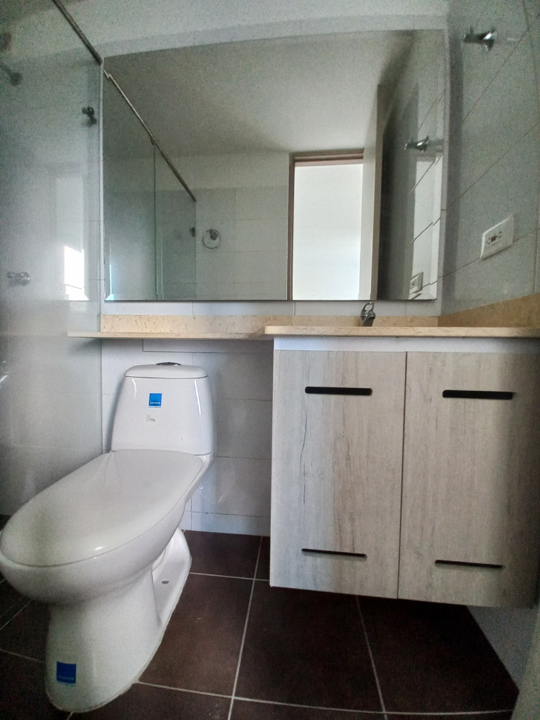 Apartamento En Venta - Club Residencial  Torreon De Varsovia Piso 18, Ibagué
