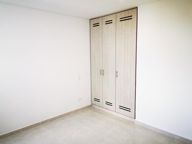 Apartamento En Venta - Club Residencial  Torreon De Varsovia Piso 18, Ibagué